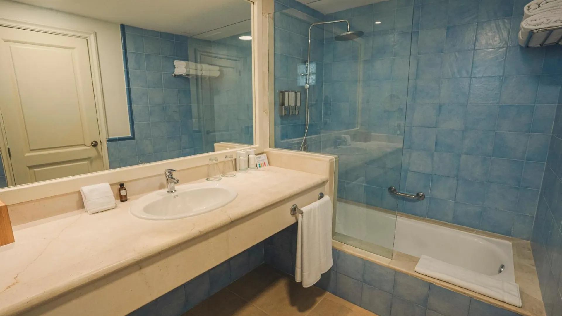 Iberostar Waves Punta Cana 5*,  Repubblica Dominicana