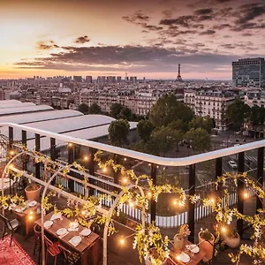 Novotel Porte Versailles Hotel