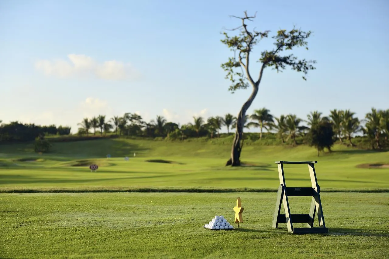 Iberostar Waves Punta Cana 5*,